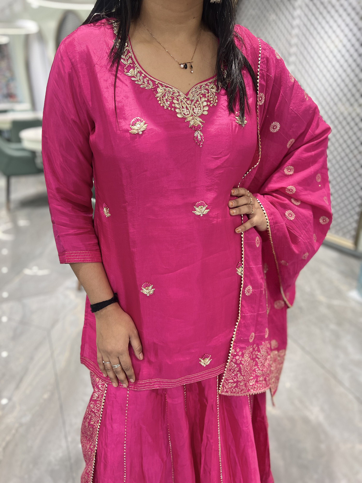 Raani Embroidery Chinon Indo Western - HDDGORI 650 19