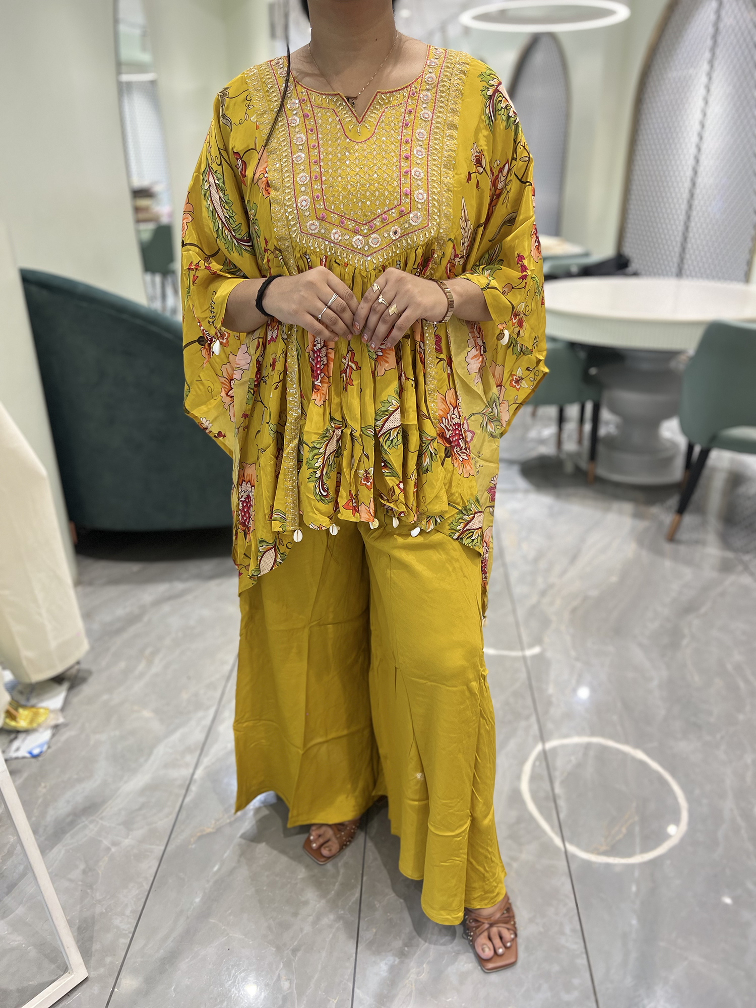 Yellow Embroidery Chinone Cordset - IDGORI 731 1