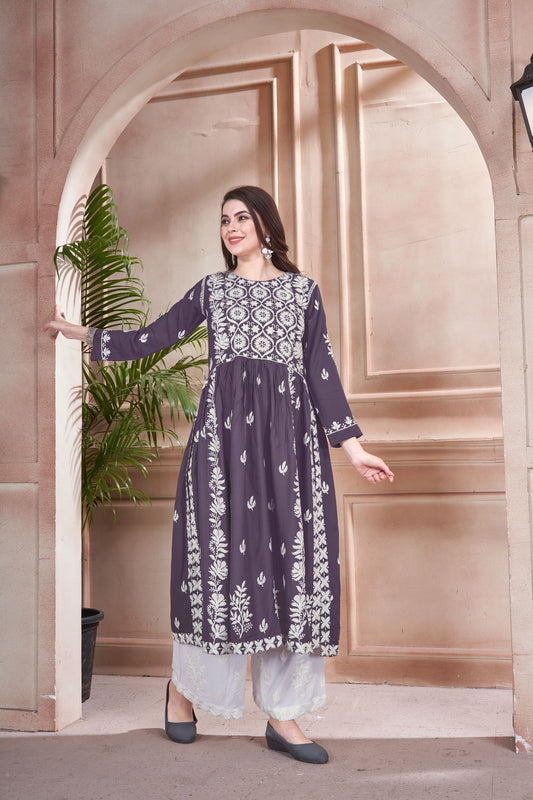 Sophisticated Silhouettes: Lucknowi Kurti Pant Ensembles Flourishing in Heavy Rayon Elegance