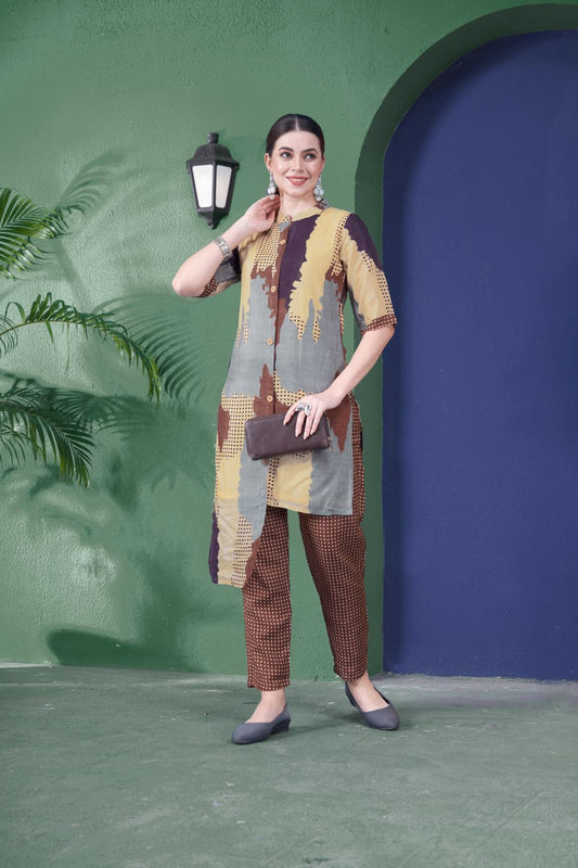 Effortless Charm: Discover the Allure of Decent Cut in Printed Kurti Pant Pair
