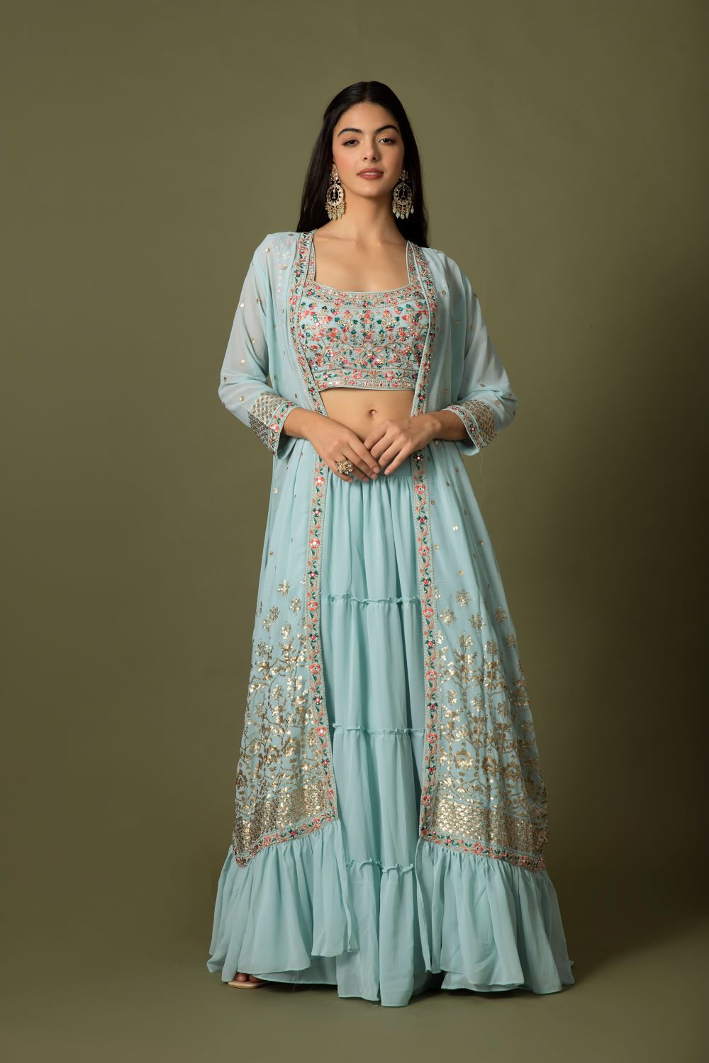 Hina Khan's ethnic looks for Ramadan 2023 | kurtas, suits, sarees, blouse  designs, celeb fashion | Zoom TV